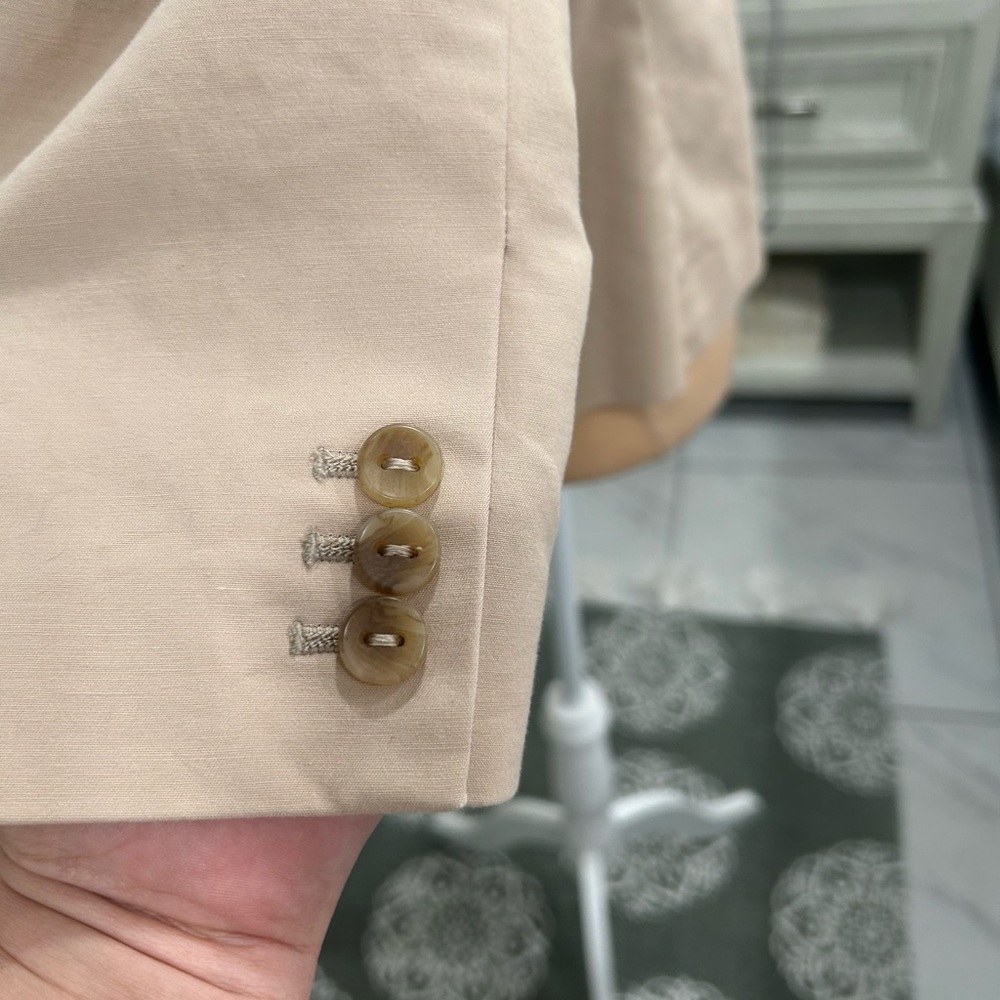 The Limited Women's Tan Blazer - Picture 9 of 15